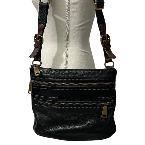 Fossil Black Leather Explorer Shoulder Bag Crossbody Bag With Adjustable Strap - Picture 2 of 8